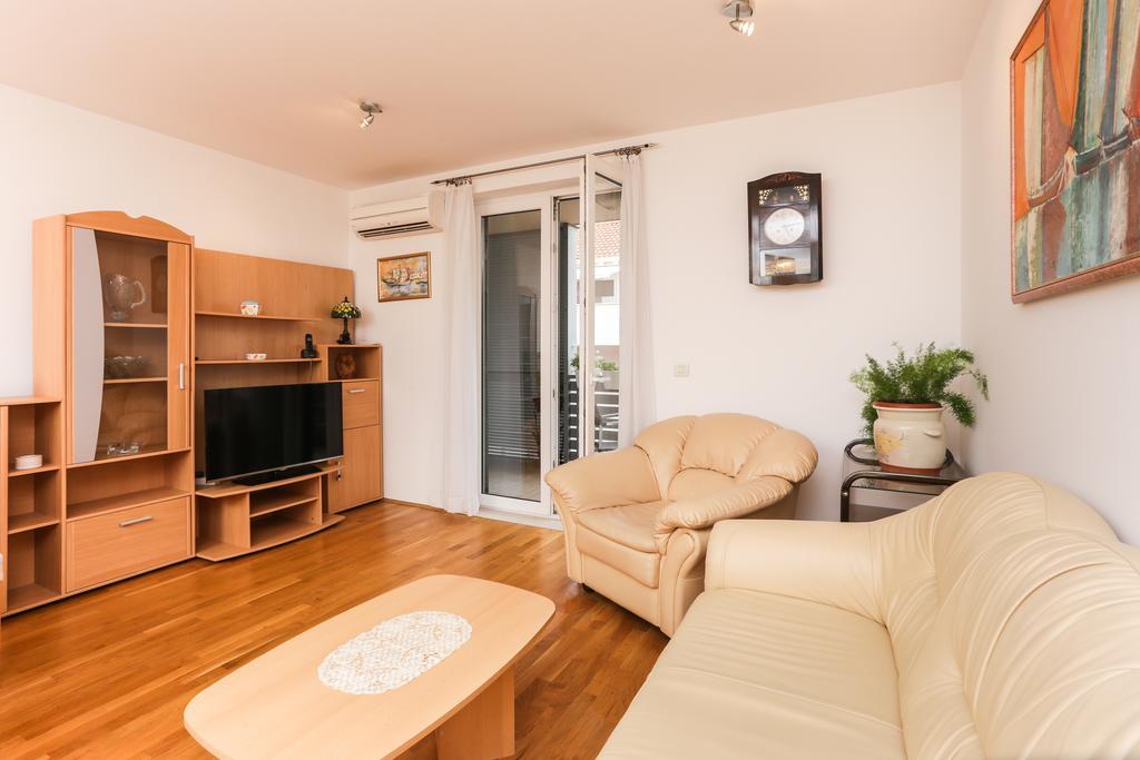 Apartment Larissa Dubrovnik Exterior photo